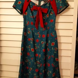 Voodoo Vixen size S burgundy/green pin-up dress